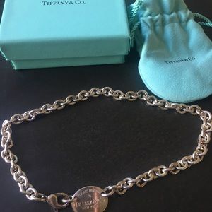 Tiffany and Co oval choker necklace